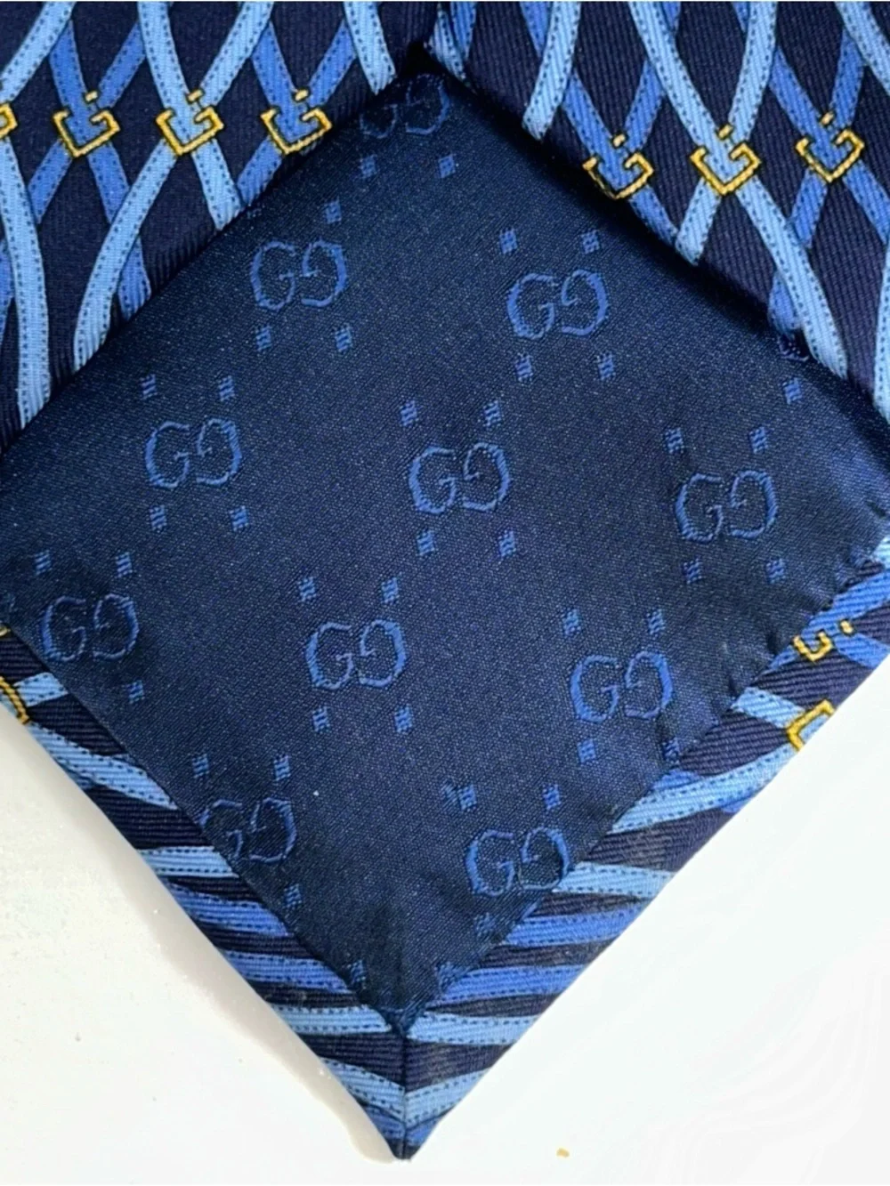 Gucci Navy Light Blue Gold G Logo Link Interlocking Print Silk Necktie Tie - Picture 4 of 12